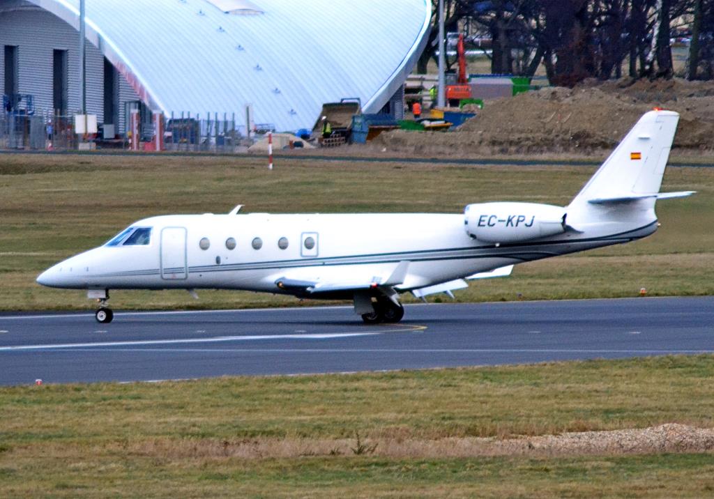 Photo of aircraft EC-KPJ operated by TAG Aviation Espana
