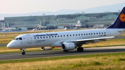 Photo of aircraft D-AECG operated by Lufthansa Cityline