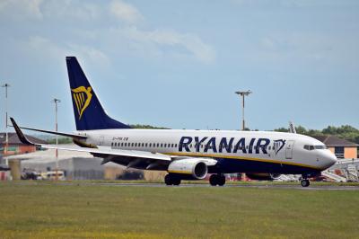 Photo of aircraft EI-FRN operated by Ryanair