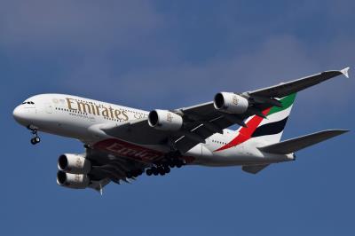 Photo of aircraft A6-EDS operated by Emirates