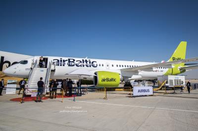 Photo of aircraft YL-ABF operated by Air Baltic