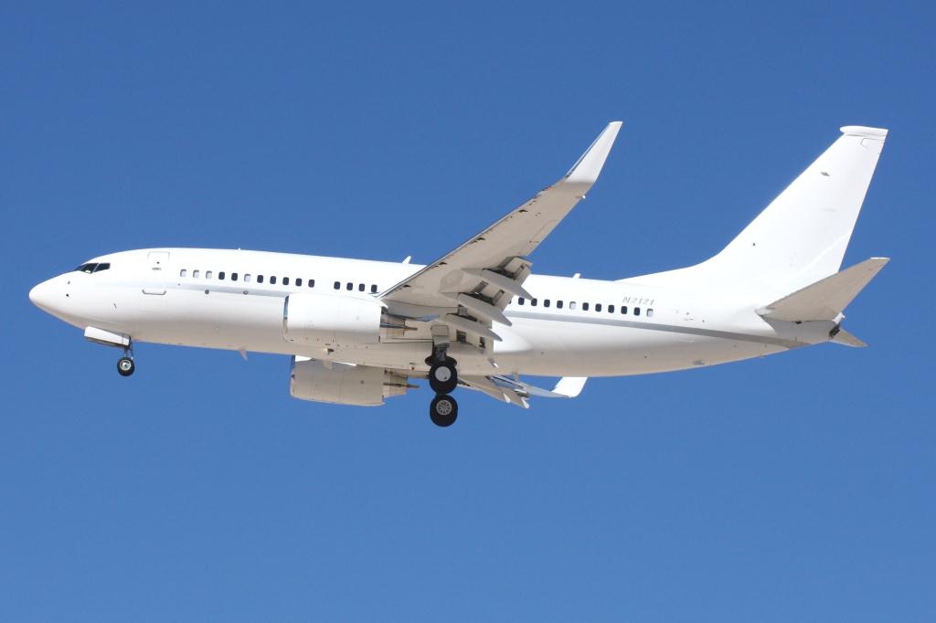 Photo of aircraft N2121 operated by Shangri La Entertainment LLC