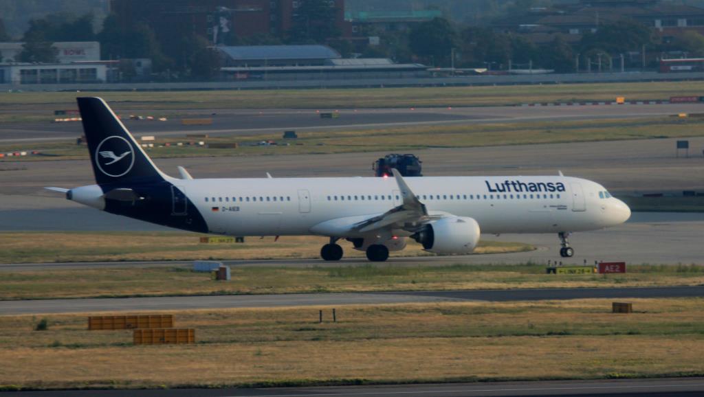 Photo of aircraft D-AIEB operated by Lufthansa