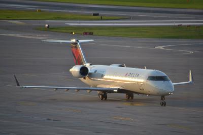 Photo of aircraft N429SW operated by SkyWest Airlines