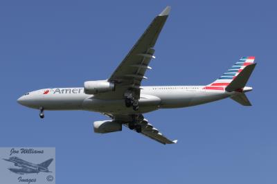 Image of aircraft registration N287AY - A A330-243 operated by American Airlines