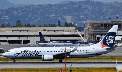 Image of aircraft registration N581AS - A 737-890(WL) operated by Alaska Airlines