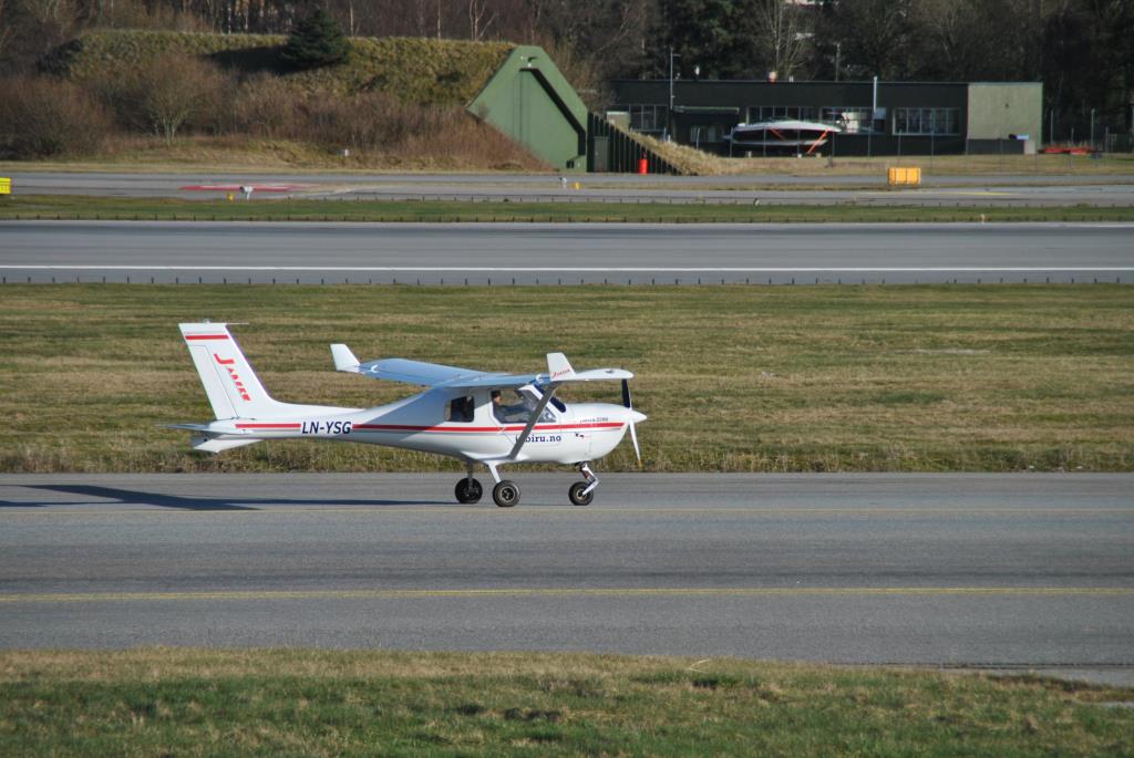 Photo of aircraft LN-YSG operated by JÆren Mikroflyklubb