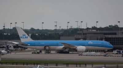 Image of aircraft registration PH-BHI - A 787-9 Dreamliner operated by KLM Royal Dutch Airlines