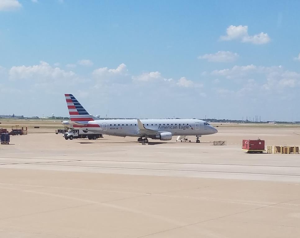 Photo of aircraft N234JW operated by American Eagle