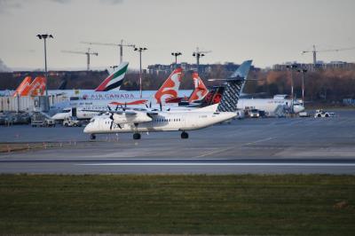 Photo of aircraft C-GKQE operated by Porter Airlines