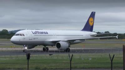Photo of aircraft D-AIPE operated by Lufthansa