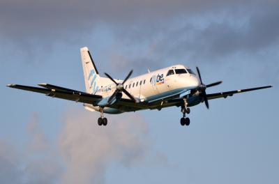 Photo of aircraft G-LGNA operated by Flybe