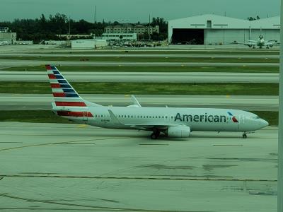 Photo of aircraft N889NN operated by American Airlines