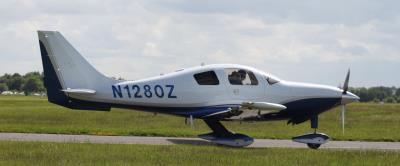 Photo of aircraft N1280Z operated by Aircraft Guaranty Corporation Trustee