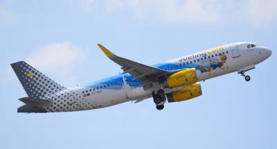 Image of aircraft registration EC-MLE - A A320-232(WL) operated by Vueling