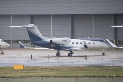 Photo of aircraft N35DM operated by Executive Jet Management