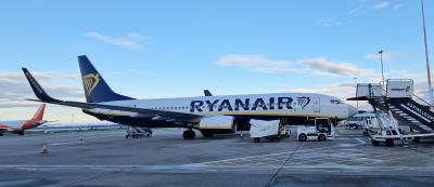 Photo of aircraft EI-DCN operated by Ryanair