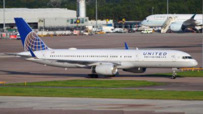 Photo of aircraft N41140 operated by United Airlines
