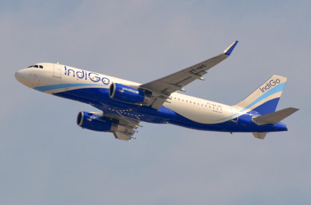 Photo of aircraft VT-IAS operated by IndiGo