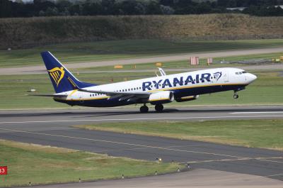 Photo of aircraft EI-DHF operated by Ryanair