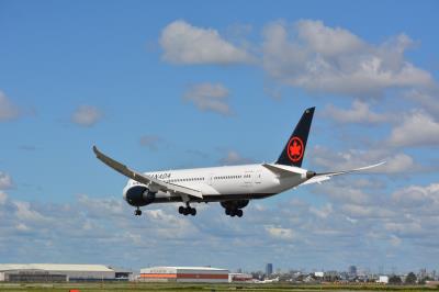 Image of aircraft registration C-FVLQ - A 787-9 Dreamliner operated by Air Canada
