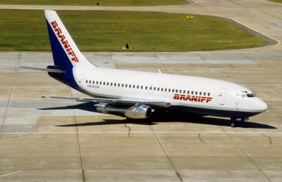 Photo of aircraft N4505W operated by Braniff International Airways