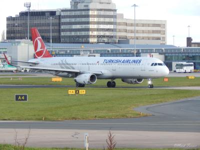 Image of aircraft registration TC-JST - A A321-231(WL) operated by Turkish Airlines