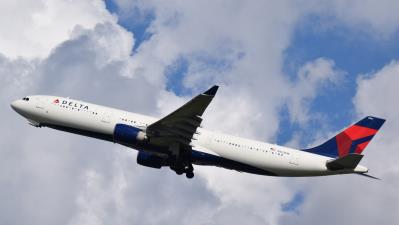 Image of aircraft registration N821NW - A A330-323 operated by Delta Air Lines