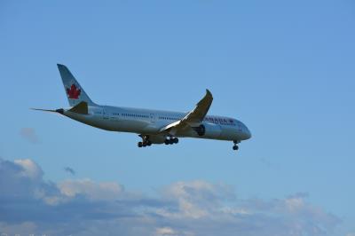 Image of aircraft registration C-FPQB - A 787-9 Dreamliner operated by Air Canada