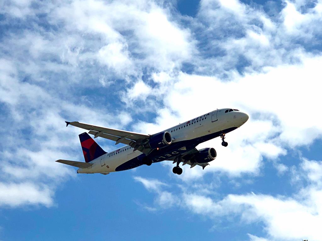 Photo of aircraft N336NW operated by Delta Air Lines