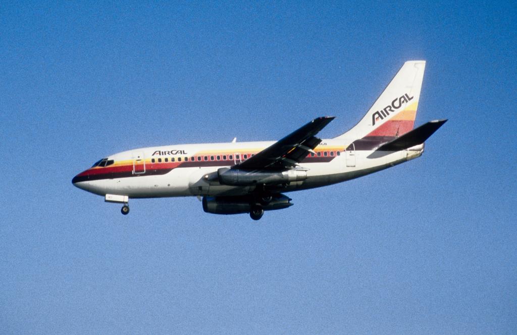 Photo of aircraft N471GB operated by AirCal