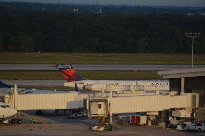 Photo of aircraft N975AT operated by Delta Air Lines