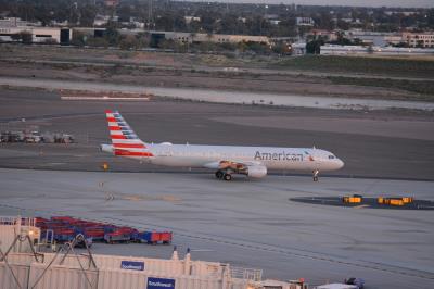 Image of aircraft registration N199UW - A A321-211 operated by American Airlines
