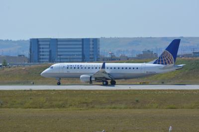 Photo of aircraft N167SY operated by United Express