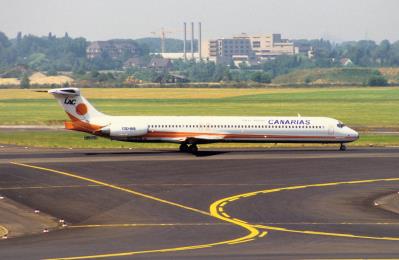 Image of aircraft registration EC-EKM - A MD-83 operated by Lineas Aereas Canarias