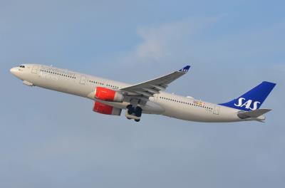 Photo of aircraft LN-RKU operated by SAS Scandinavian Airlines