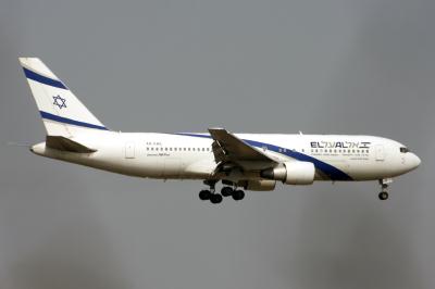 Photo of aircraft 4X-EAE operated by El Al Israel Airlines
