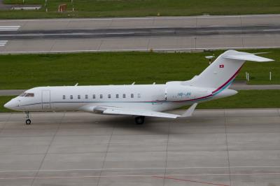 Photo of aircraft HB-JRI operated by Execujet Europe AG