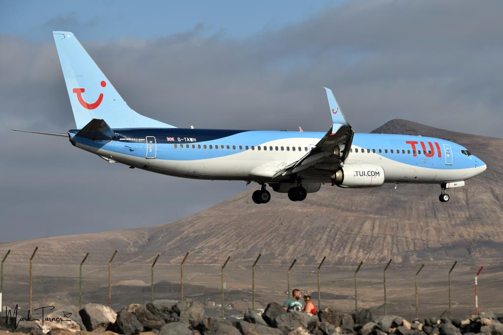 Photo of aircraft G-TAWH operated by TUI Airways