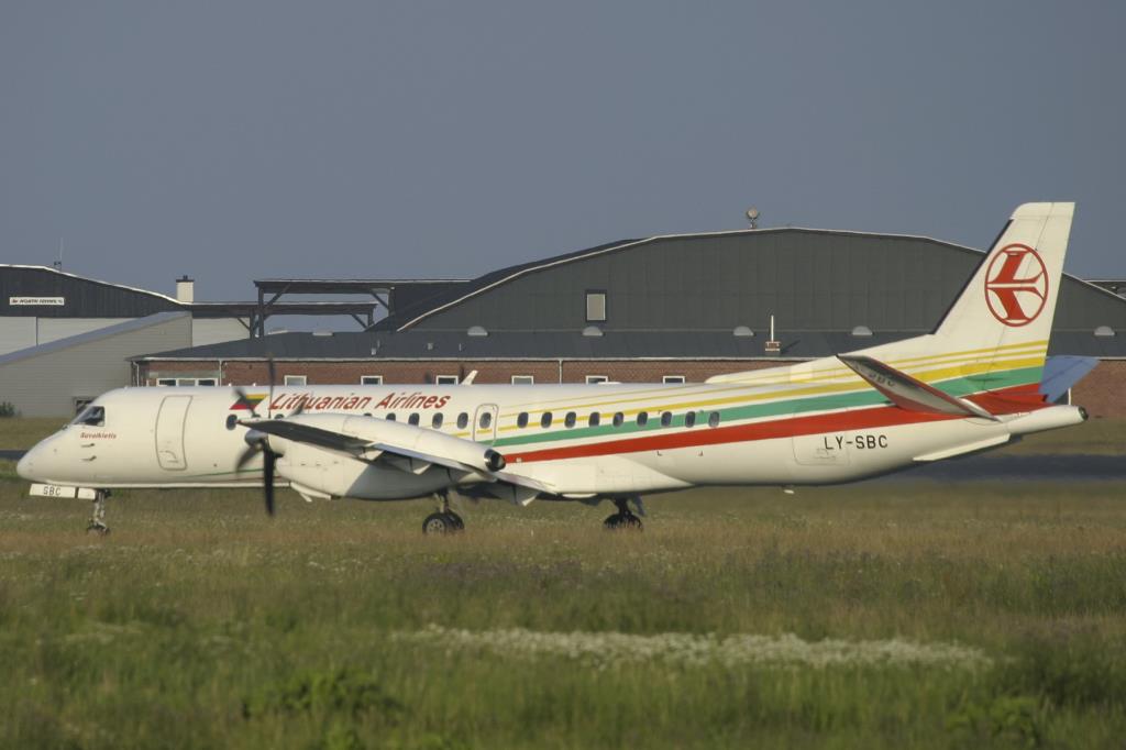 Photo of aircraft LY-SBC operated by Lithuanian Airlines