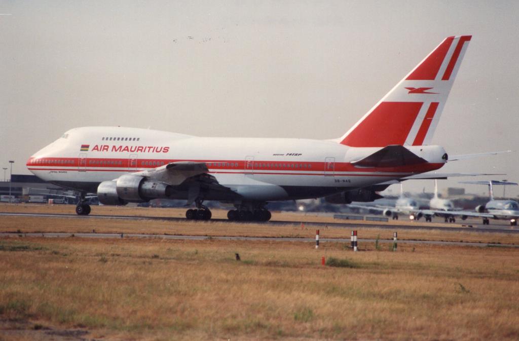 Photo of aircraft 3B-NAG operated by Air Mauritius