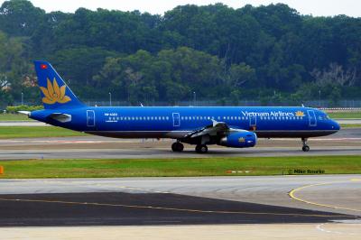 Photo of aircraft VN-A323 operated by Vietnam Airlines