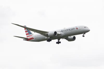 Photo of aircraft N827AN operated by American Airlines