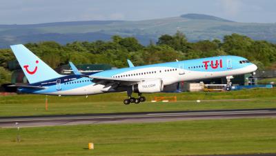 Photo of aircraft G-OOBA operated by TUI Airways