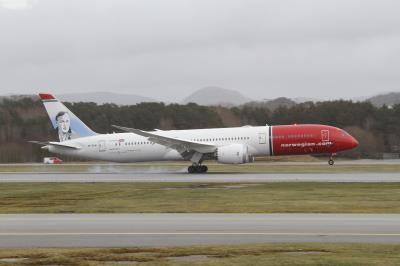 Photo of aircraft SE-RXM operated by Norwegian Air Sweden