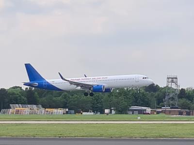 Photo of aircraft G-SUNH operated by Jet2