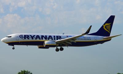Photo of aircraft EI-EFA operated by Ryanair