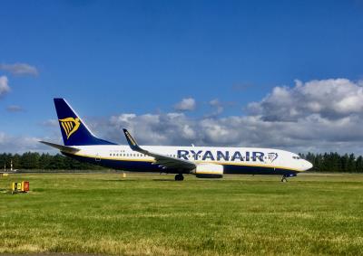 Photo of aircraft EI-EPB operated by Ryanair