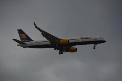 Image of aircraft registration TF-FIJ - A 757-208(WL) operated by Icelandair