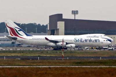 Photo of aircraft 4R-ADB operated by SriLankan Airlines